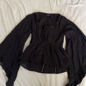 Nasty Gal-XS Flared sleeve